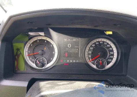 2017 Ram 1500 Express 4X4 6'4 Box из США, поврежденный, VIN 1C6RR7FTXHS728021